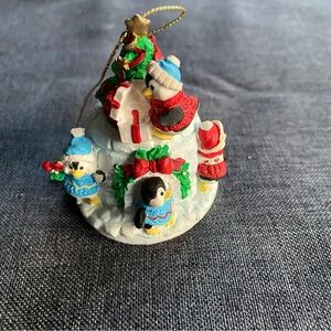 Christmas The San Francisco Music Box Co Christmas Kiss Ornament